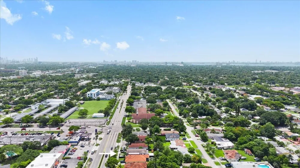 40 NW 119th St Miami, FL 33168