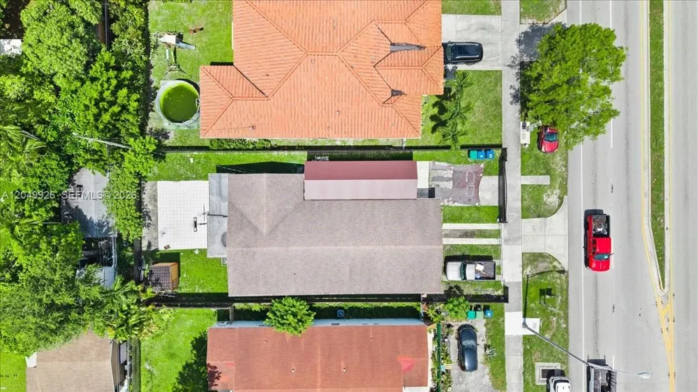 40 NW 119th St Miami, FL 33168
