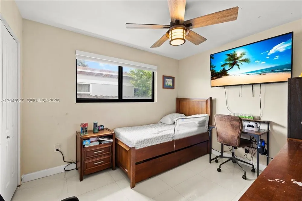 40 NW 119th St Miami, FL 33168