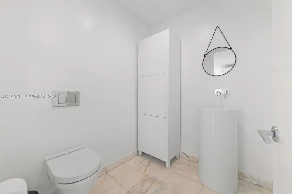 10203 Collins Ave #401 Bal Harbour, FL 33154