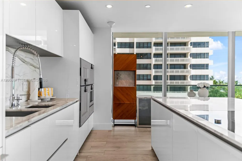 10203 Collins Ave #401 Bal Harbour, FL 33154