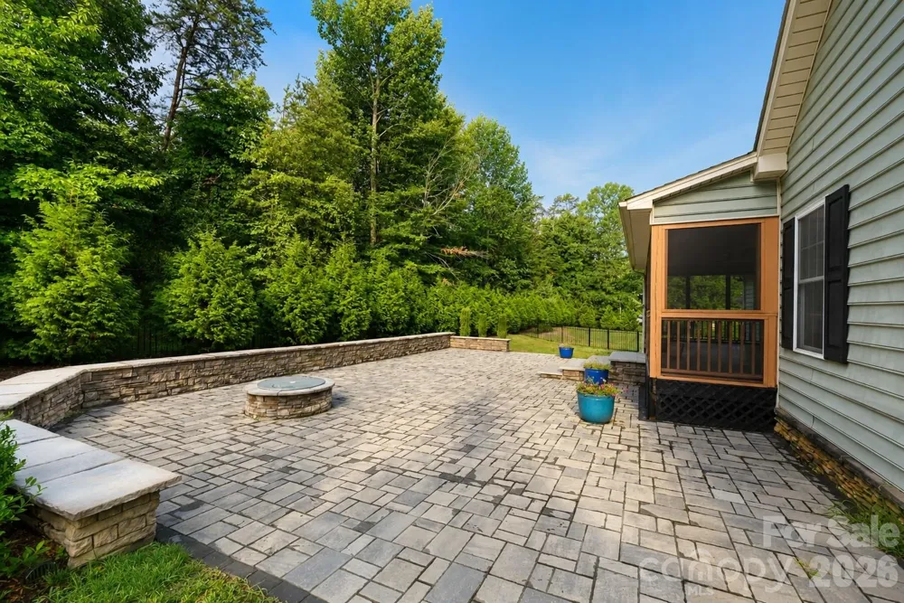 343 Wittenburg Springs Drive Taylorsville, NC 28681