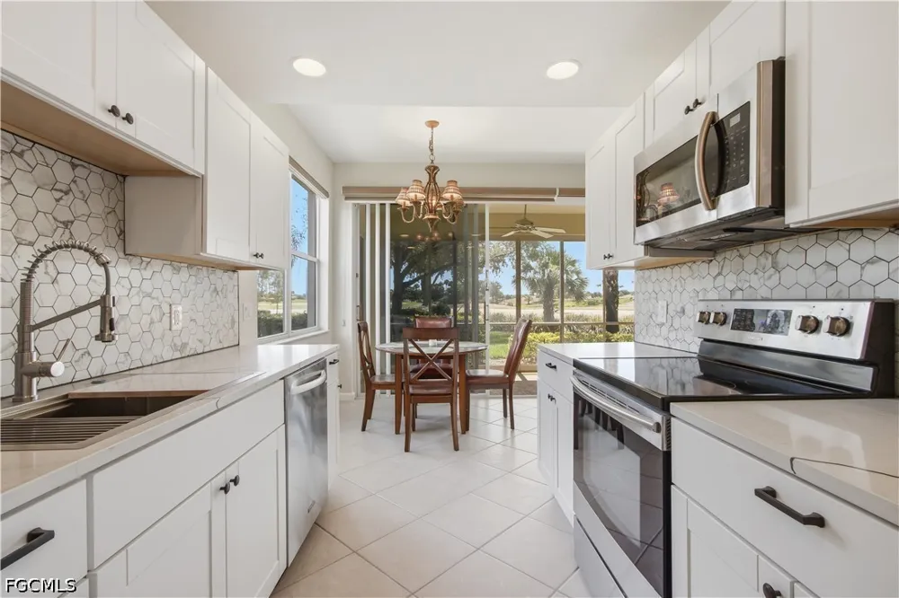Meandering Way #101 Fort Myers, FL 33905