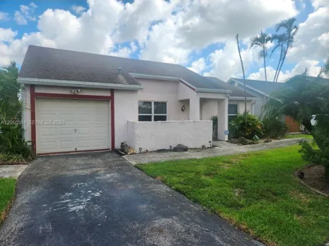 11711 NW 35th St