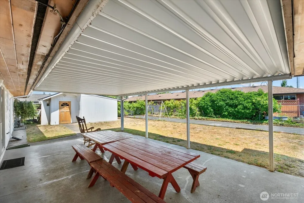 1718 G STREET SE Auburn, WA 98002