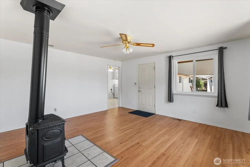 1718 G STREET SE Auburn, WA 98002