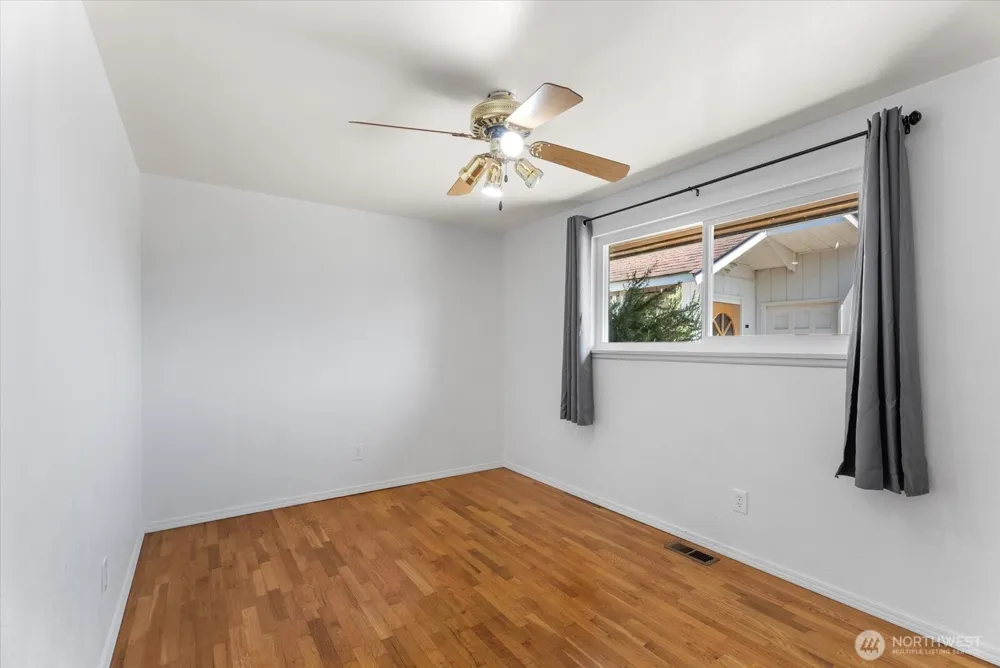 1718 G STREET SE Auburn, WA 98002