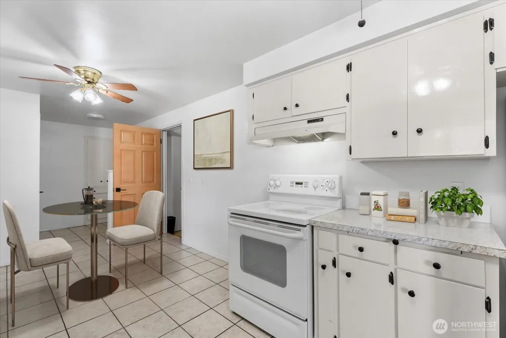 1718 G STREET SE Auburn, WA 98002