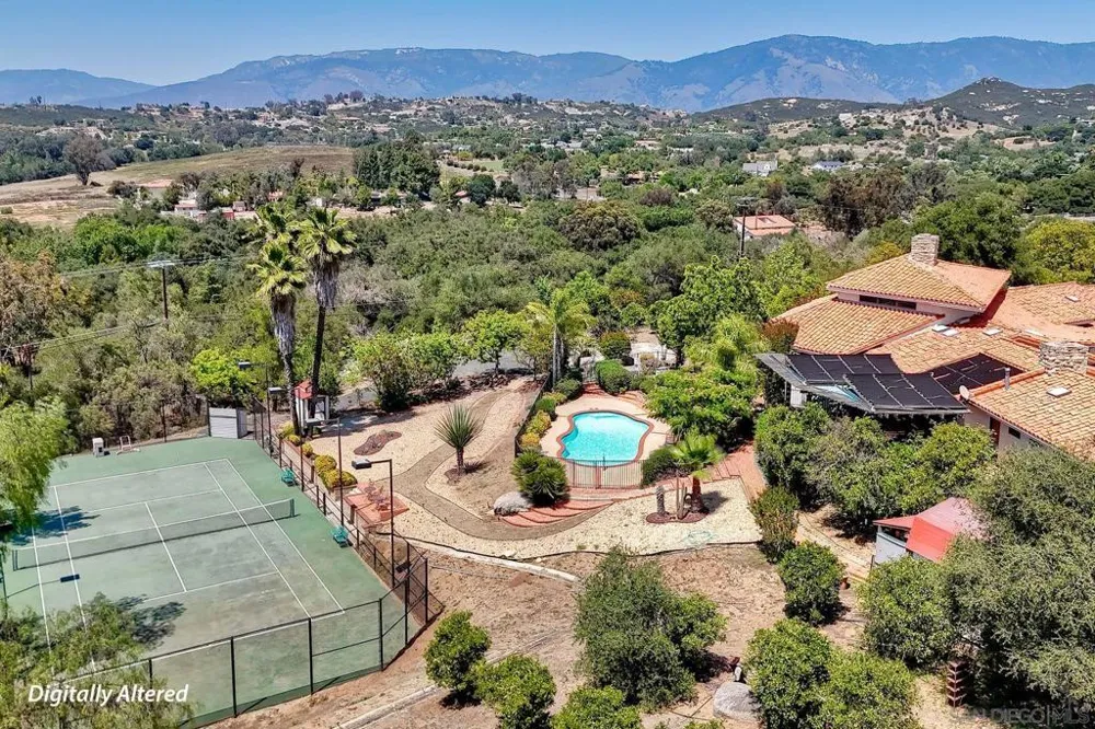 30458 Cool Valley Highlands Road Valley Center, CA 92082