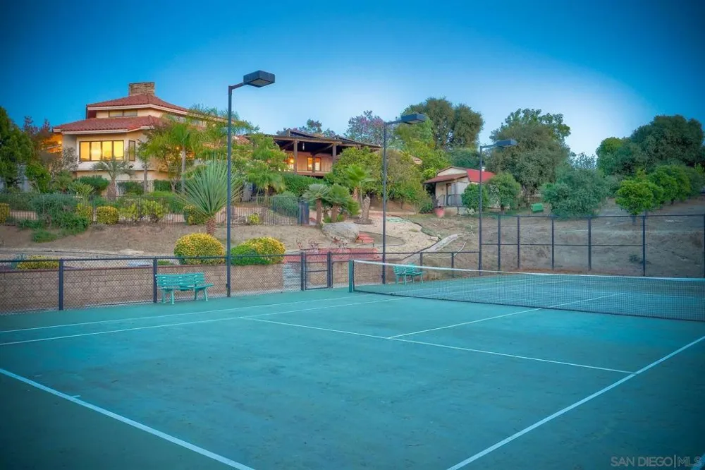 30458 Cool Valley Highlands Road Valley Center, CA 92082