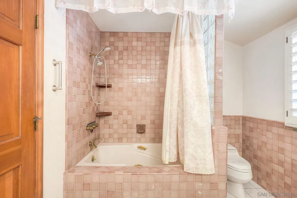 30458 Cool Valley Highlands Road Valley Center, CA 92082