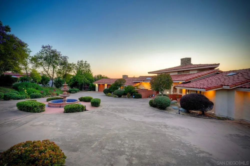 30458 Cool Valley Highlands Road Valley Center, CA 92082