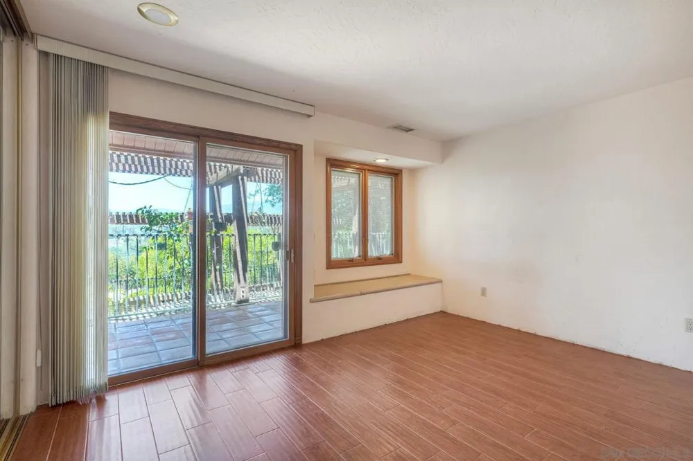 30458 Cool Valley Highlands Road Valley Center, CA 92082
