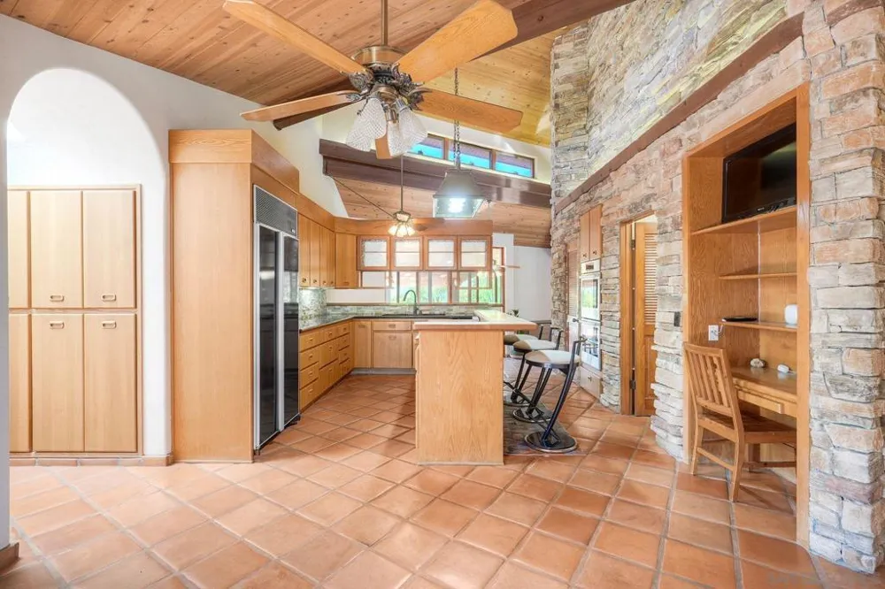 30458 Cool Valley Highlands Road Valley Center, CA 92082