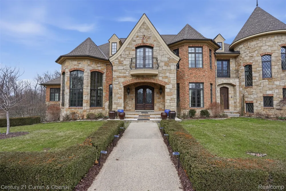 11479 Clyde Road Hartland Township, MI 48430
