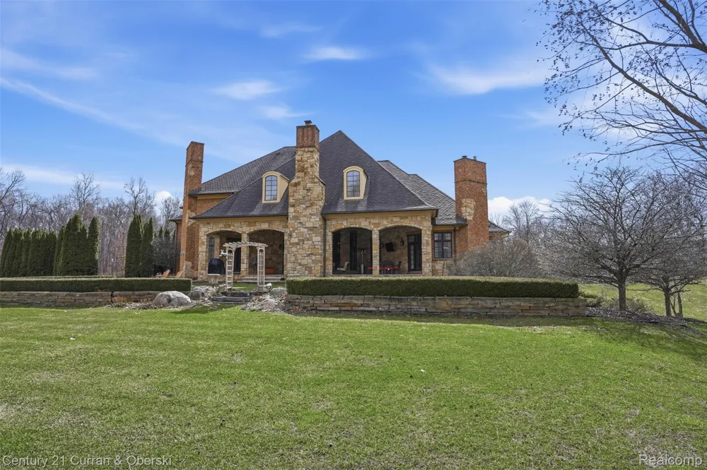 11479 Clyde Road Hartland Township, MI 48430