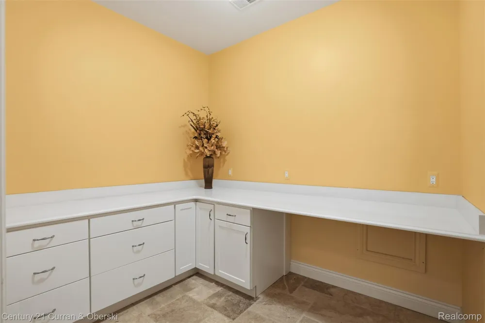 11479 Clyde Road Hartland Township, MI 48430