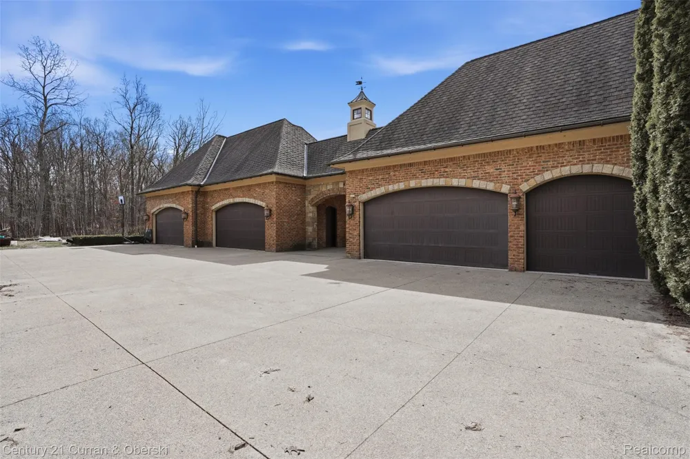 11479 Clyde Road Hartland Township, MI 48430