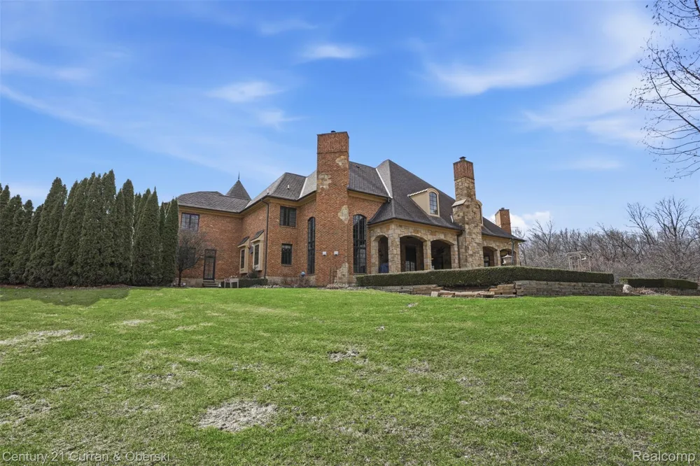 11479 Clyde Road Hartland Township, MI 48430