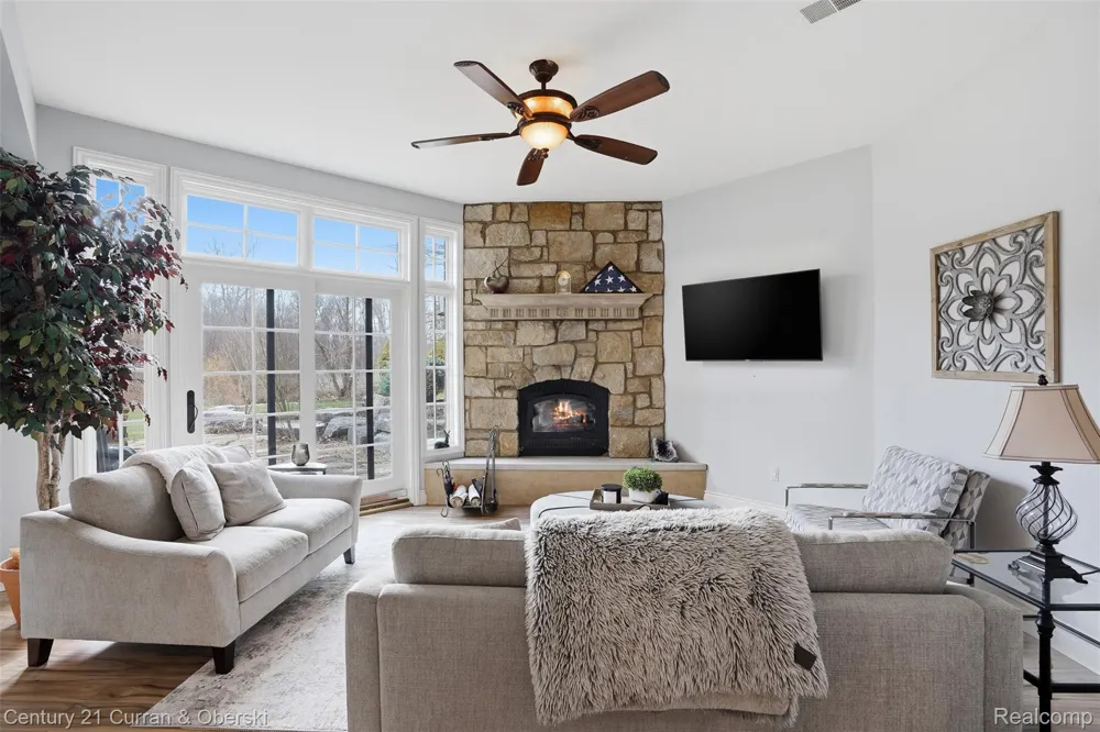 11479 Clyde Road Hartland Township, MI 48430