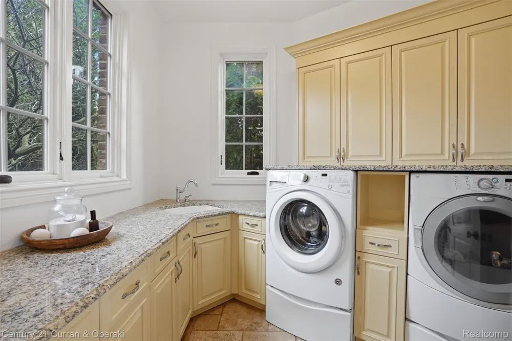 11479 Clyde Road Hartland Township, MI 48430
