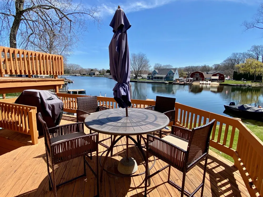 4733 Shore Drive Coloma Charter Township, MI 49038