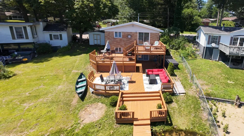 4733 Shore Drive Coloma Charter Township, MI 49038