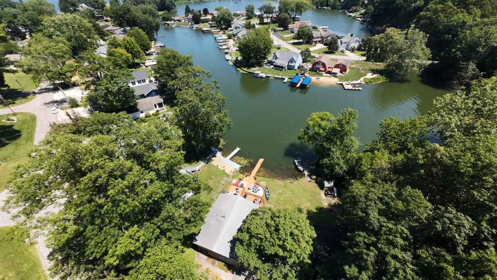 4733 Shore Drive Coloma Charter Township, MI 49038