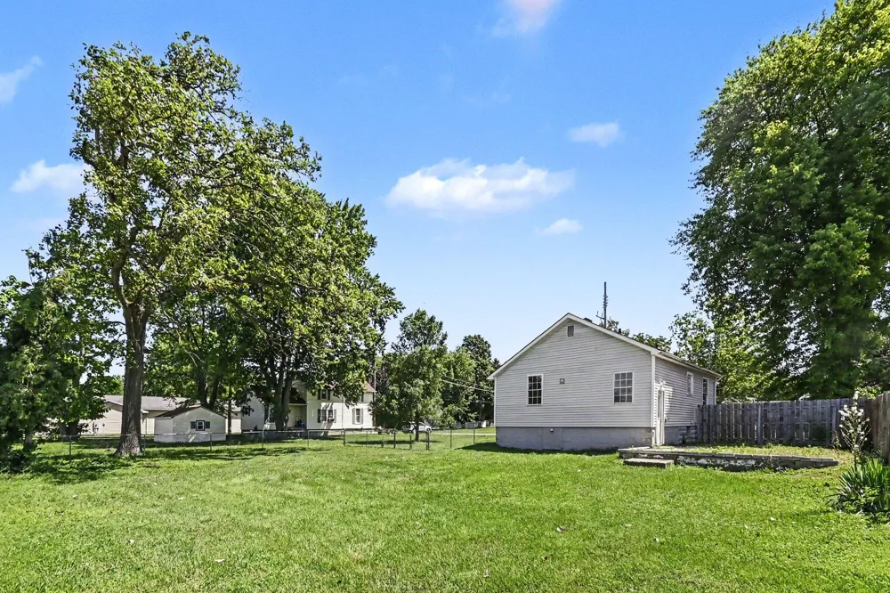 440 Condad Avenue Blackman Charter Township, MI 49202