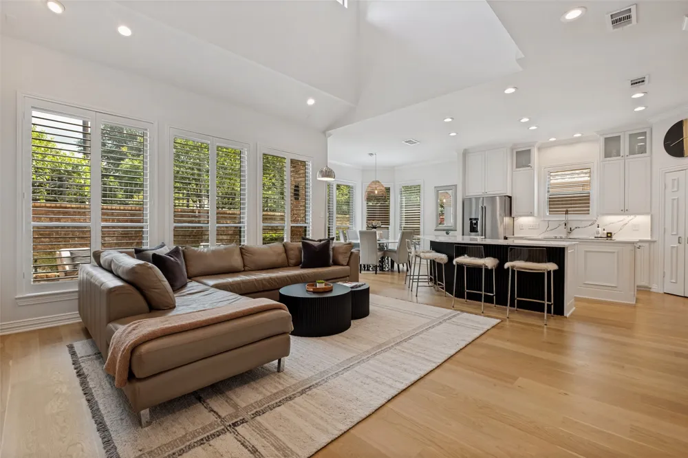 4035 Wembley Terrace Dallas, TX 75220