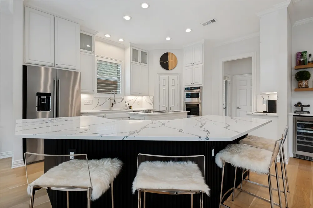 4035 Wembley Terrace Dallas, TX 75220