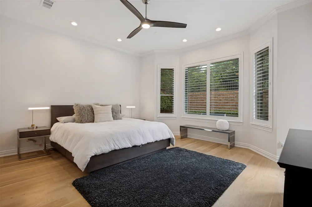 4035 Wembley Terrace Dallas, TX 75220