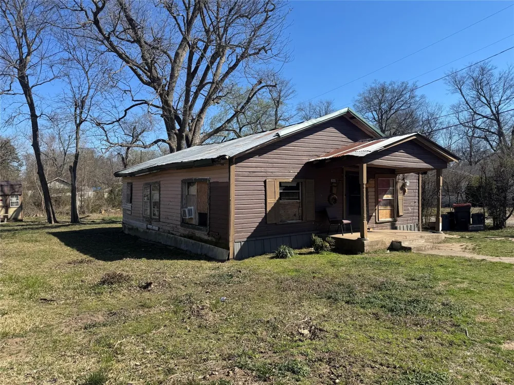 655 SE 5th Street SE Paris, TX 75460