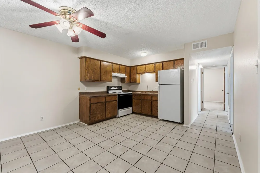 410 W Franklin Street #8 Waxahachie, TX 75165