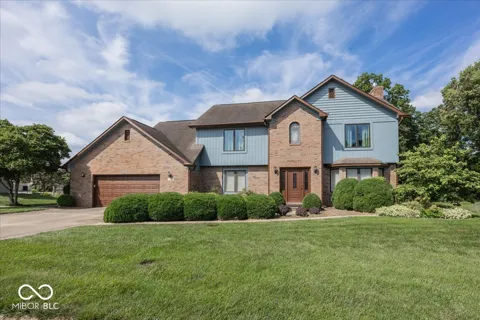 1176 Creekside Lane