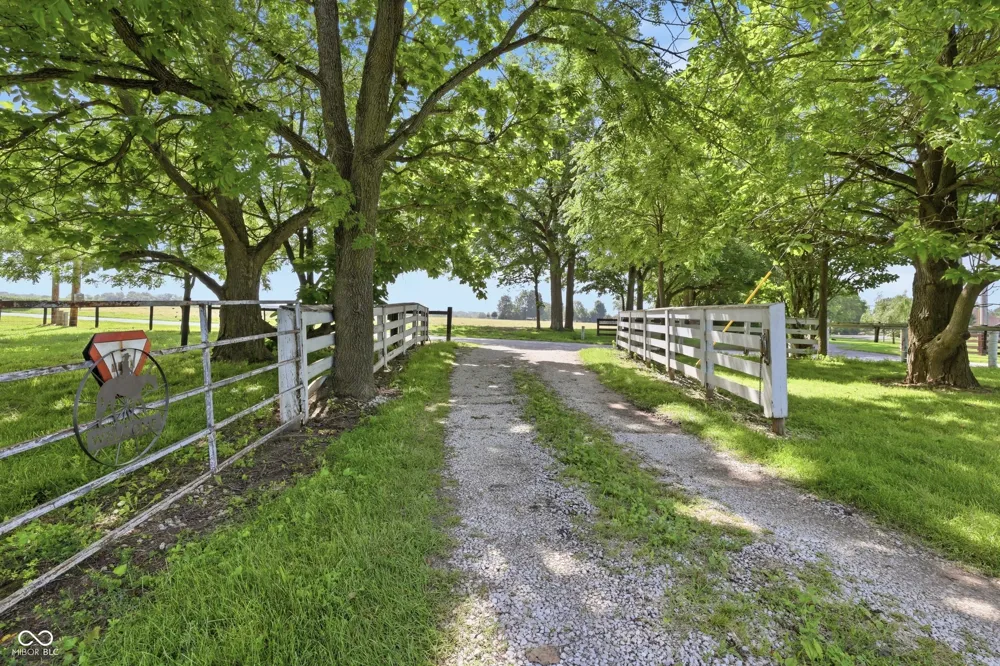 7334 County Road 600 E Bainbridge, IN 46105