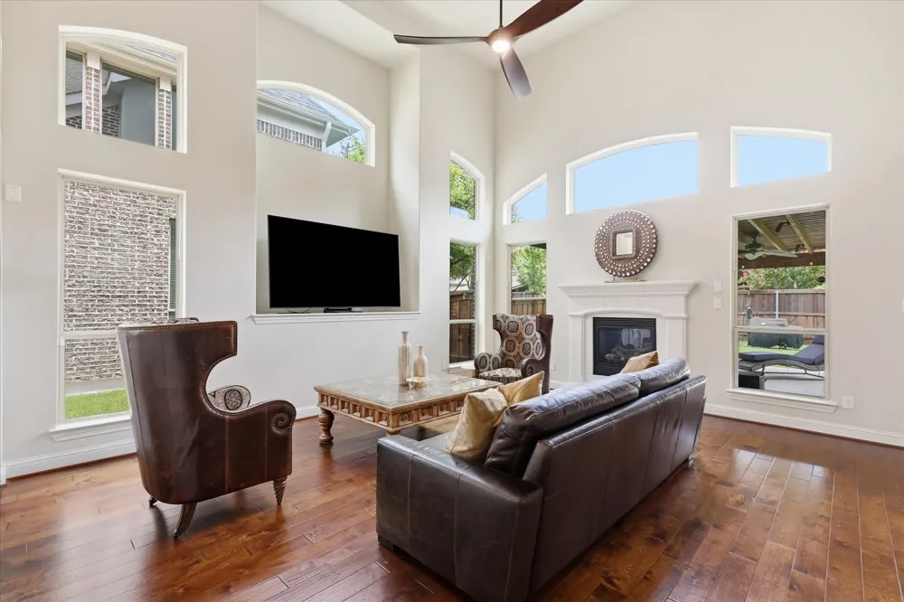 7821 Rosebank The Colony, TX 75056