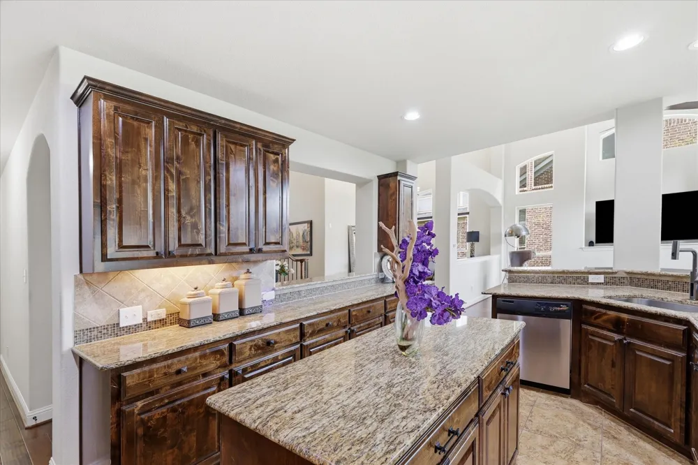 7821 Rosebank The Colony, TX 75056