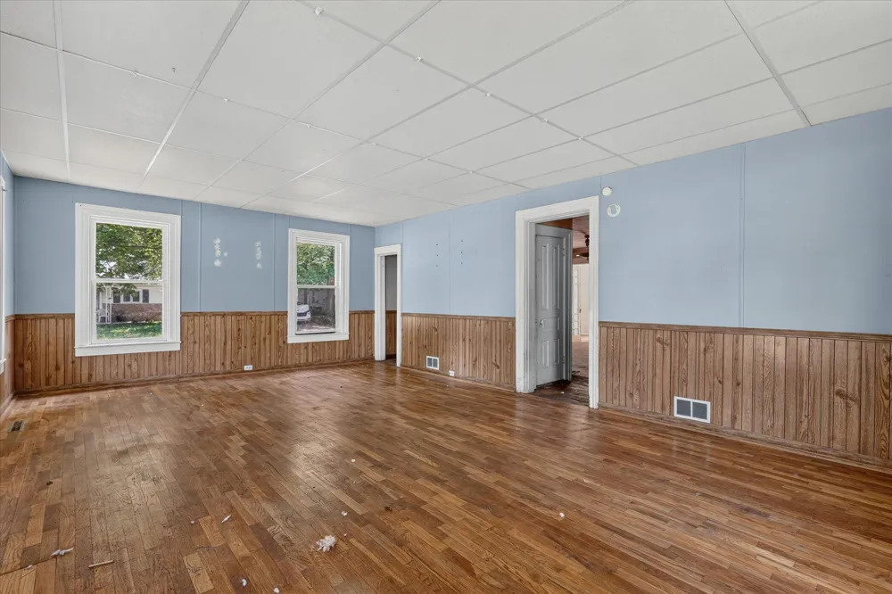 438 E Center Street Hastings, MI 49058