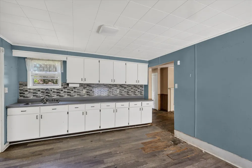 438 E Center Street Hastings, MI 49058