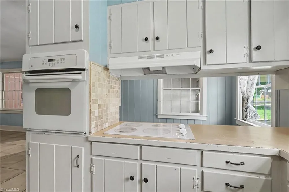 3063 Georgia Road Yadkinville, NC 27055