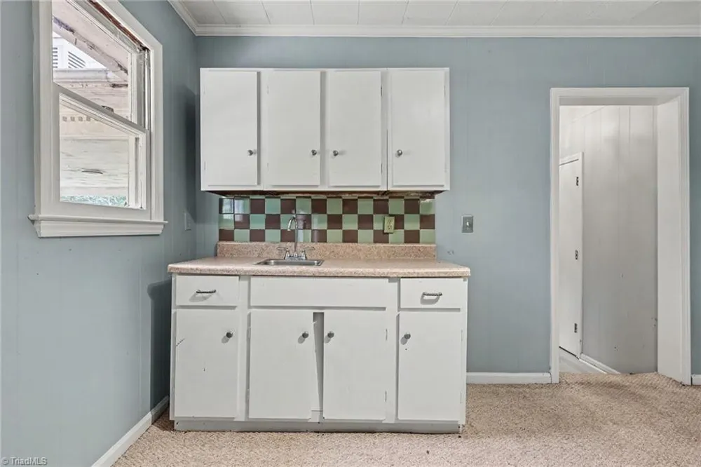 3063 Georgia Road Yadkinville, NC 27055