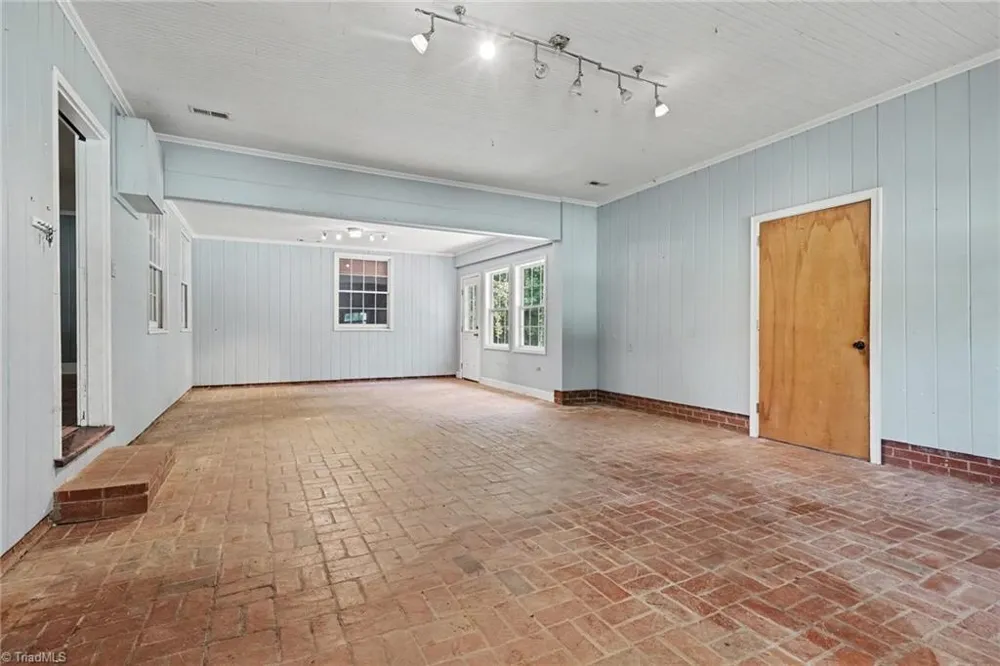 3063 Georgia Road Yadkinville, NC 27055