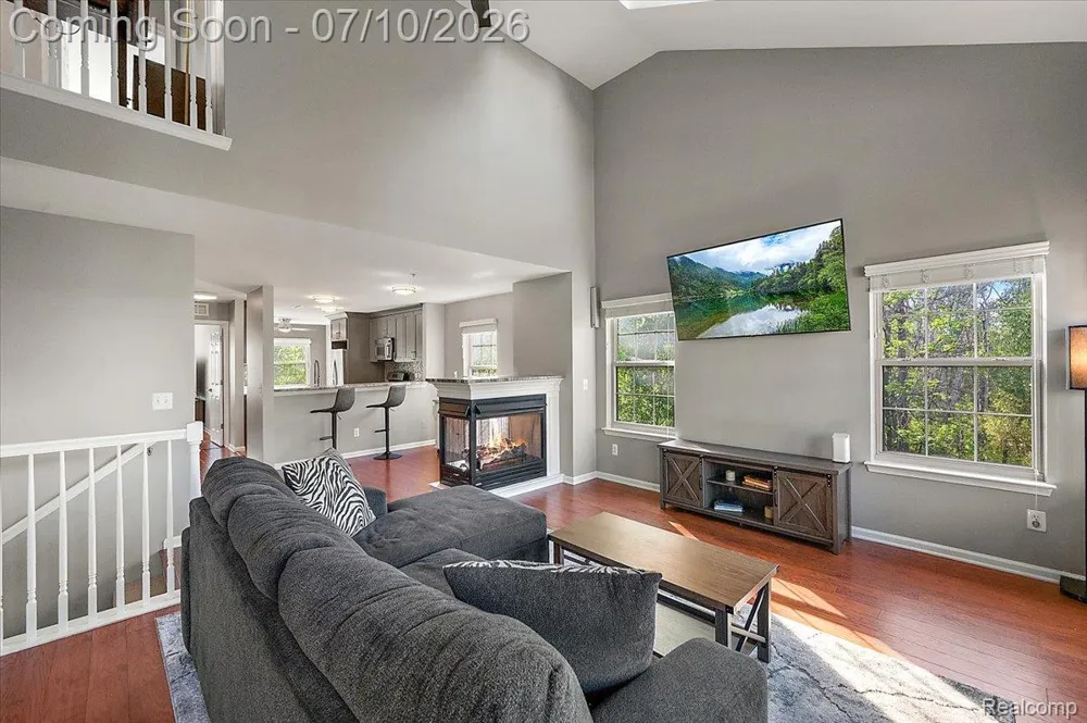 456 Boardwalk Drive Walled Lake City, MI 48390