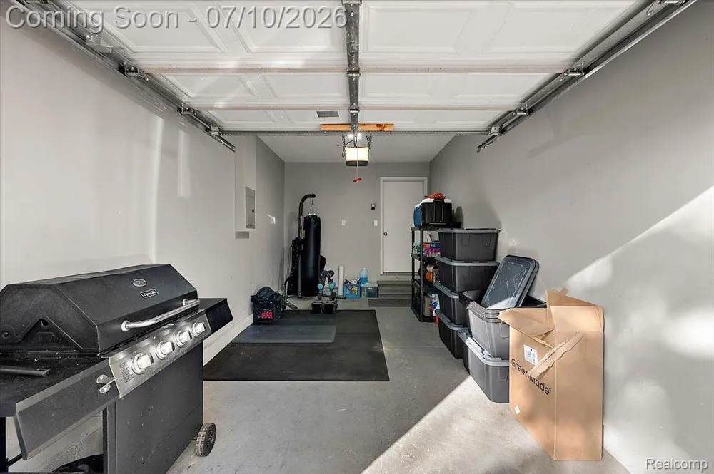 456 Boardwalk Drive Walled Lake City, MI 48390