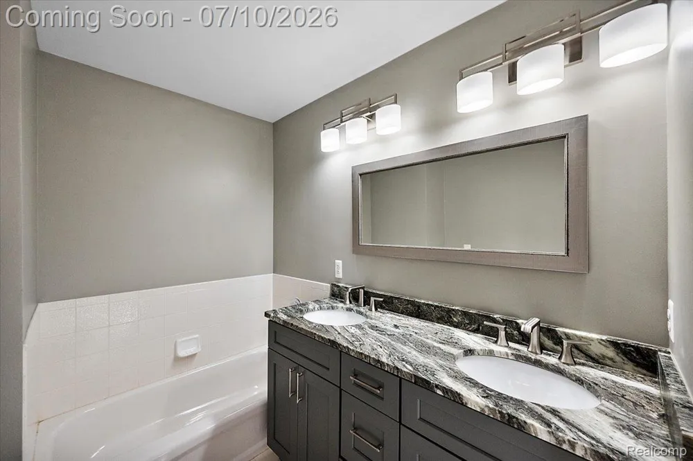 456 Boardwalk Drive Walled Lake City, MI 48390