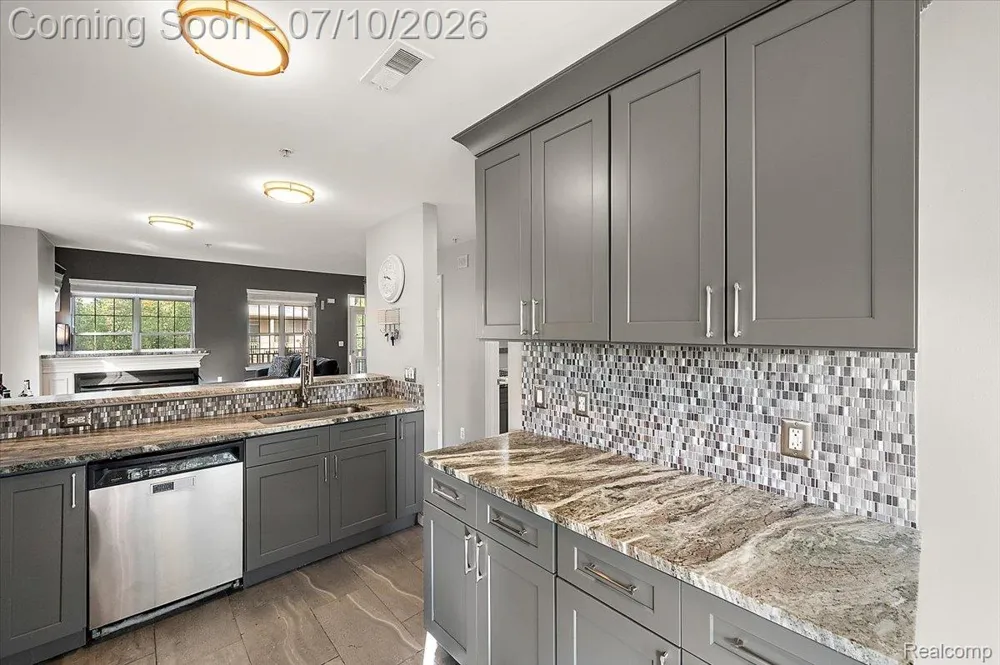 456 Boardwalk Drive Walled Lake City, MI 48390