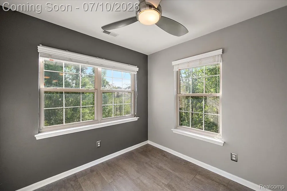 456 Boardwalk Drive Walled Lake City, MI 48390