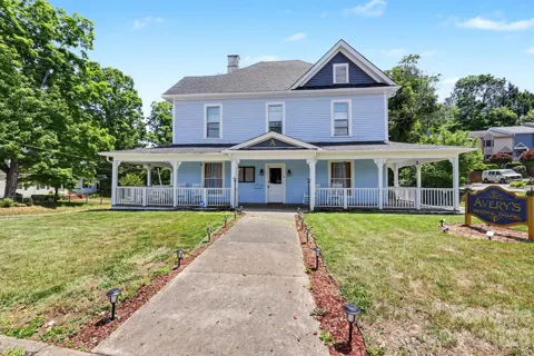 601 College Avenue SW