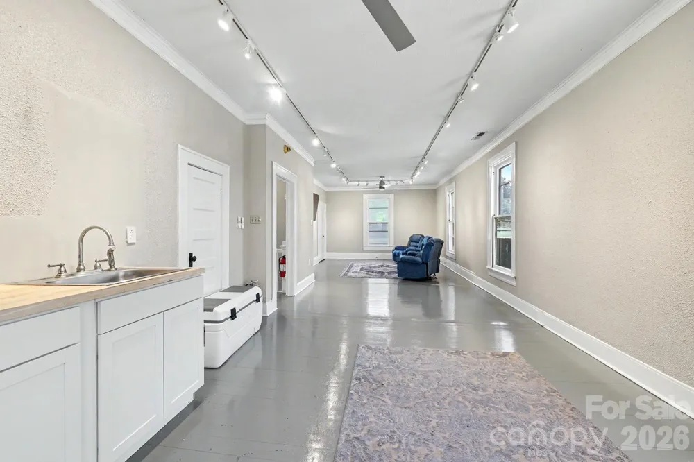 601 College Avenue SW Lenoir, NC 28645